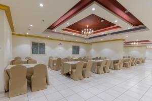Χώρος καθιστικού στο Snood Al Dana Hotel