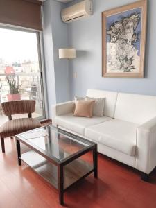 Posezení v ubytování Recoleta, Buenos Aires, Disfruta tus Vacaciones de Lujo sobre Av Santa Fe, Full Amenitìes!