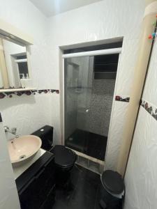 Koupelna v ubytování Quarto Hostel Curitiba