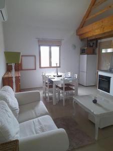 Galeriebild der Unterkunft Joli Duplex climatisé du Domaine d'Alizira in Maisse