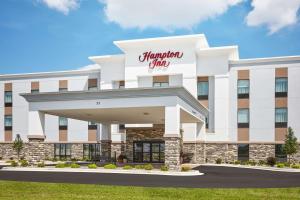 a rendering of the front of the hampton inn suites yakima heights at Hampton Inn Fond du Lac in Fond du Lac