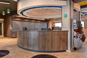 The lobby or reception area at Tru By Hilton Albuquerque North I-25, Nm