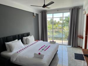Evila Inn Thoddoo