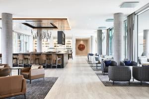 Area soggiorno di AC Hotel Phoenix Biltmore