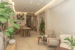 Posezení v ubytování Living Stone Condo Hotel