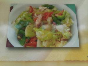 ネゴンボにあるRandi Homestayの野菜皿