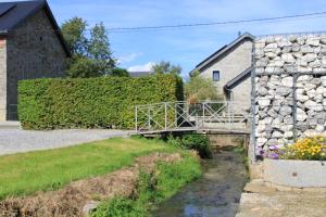Zahrada ubytování Le Grenier de la Floye - Gîte Coquelicot