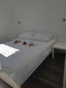 Łóżko lub łóżka w pokoju w obiekcie Ferienhaus Magdalena