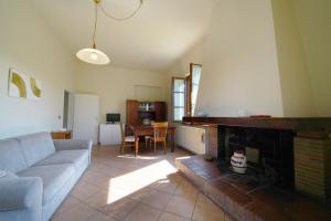 A seating area at La Casa dell'Olivo