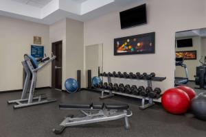 Fitness centrum a/nebo fitness zařízení v ubytování DoubleTree by Hilton Las Vegas East Flamingo