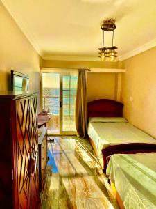 A bed or beds in a room at Italian Apartment