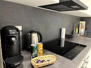 Gallery image of Hana Home Mantes-la-jolie 6 personnes Parking public gratuit Business&Family in Mantes-la-Jolie