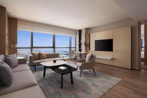 Posezení v ubytování Shantou Marriott Hotel