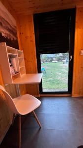 Fotografie z fotogalerie ubytování tiny house BARACZEK Brno-Jundrov, ulice Veslařská v destinaci Kamenný Mlýn