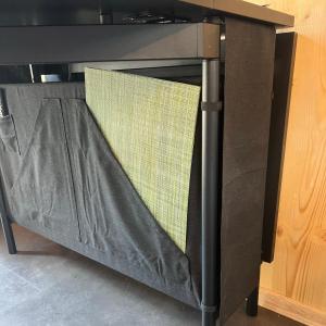 Postel nebo postele na pokoji v ubytování tiny house BARACZEK Brno-Jundrov, ulice Veslařská