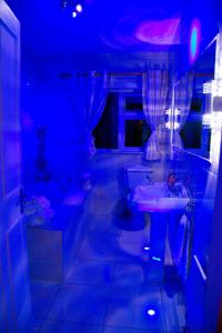 Um banheiro em Sea Breeze Bed and Breakfast