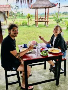 入住Kubu Bakas Guest House的客人