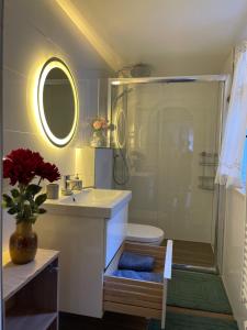 A bathroom at Einzimmerwohnung Oschatz