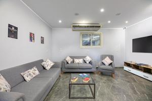 A seating area at Bedcoin Hostel