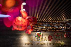 The Glomad Boutique Danang tanúsítványa, márkajelzése vagy díja