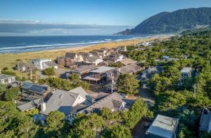 an aerial view of a beach with houses at The Lodge MCA 196 - Meredith Lodging in Manzanita