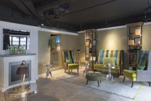 Posezení v ubytování Absalon Hotel