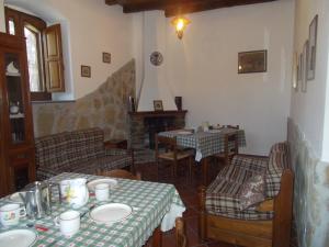 A seating area at Casa Vacanze Liperni