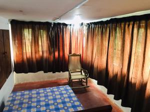 Postel nebo postele na pokoji v ubytování Coca Cola Hostel Malabe