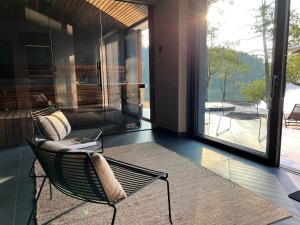 สระว่ายน้ำที่อยู่ใกล้ ๆ หรือใน The Lake - Waterfront Villas Retreat