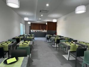 Restoran või mõni muu söögikoht majutusasutuses Hotel Paradiso