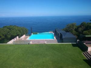 Bazén v ubytování Tsitsikamma on Sea Resort nebo v jeho okolí