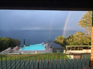 Bazén v ubytování Tsitsikamma on Sea Resort nebo v jeho okolí