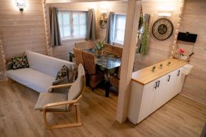 Photo de la galerie de l'établissement Le chalet du patureau, à Gièvres 21 autres photos