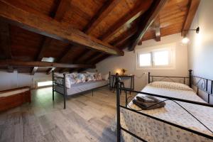 Postel nebo postele na pokoji v ubytování Ondarbaso Apartamentos Rurales III
