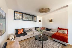 圣若里奥annecyhappylodge 5 * appartement indépendant RDCH chalet 5 pers vue lac jaccuzzi的相册照片