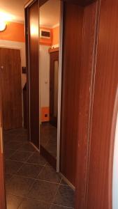 Fotografie z fotogalerie ubytování WOLF APARTMAN Pokojné ubytovanie v Považskej Bystrici Tichá lokalita s parkovaním Všade blízko Vhodné pre pracovné cesty turistiku aj oddych Plne vybavena kuchyňa v destinaci Považská Bystrica