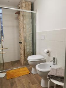 Et badeværelse på La casetta nel verde + 22 billeder