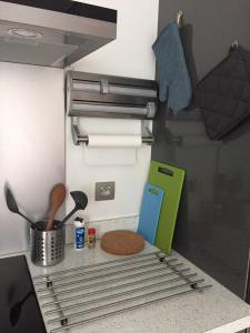 Cuisine ou kitchenette dans l'établissement Lumineux / vue sur parc thermal