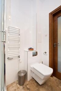 Et badeværelse på YOURAPART Gdańsk Starówka + 9 billeder