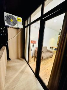 Gallery image of Apartament Near the Sea in Makhinjauri +20 photos