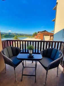 Gallery image of Apartman 'Tramonto' Srebrno Jezero in Veliko Gradište
