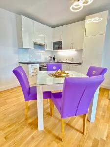Kuchyňa alebo kuchynka v ubytovaní Steiner Residences Vienna Nestroyplatz