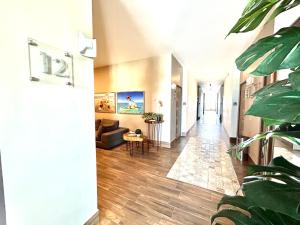 TV a/nebo společenská místnost v ubytování Sky Inn Hotel - Cancun