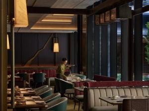 Dusit Thani Kyoto的休息区