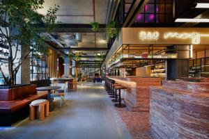 Restaurace v ubytování Moxy Sydney Airport