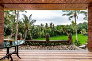 Ein Garten an der Unterkunft Umasari Rice Terrace Villa by AGATA