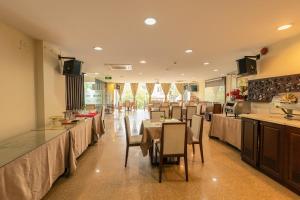 Restaurace v ubytování Tien Sa Danang Hotel