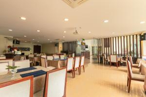 Restoran või mõni muu söögikoht majutusasutuses Tien Sa Danang Hotel