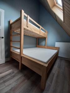 Двуетажно легло или двуетажни легла в стая в Vakantiewoning - Veurom