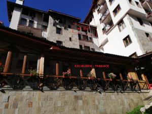 Budova, kde se apartmán nachází + 6 fotografií